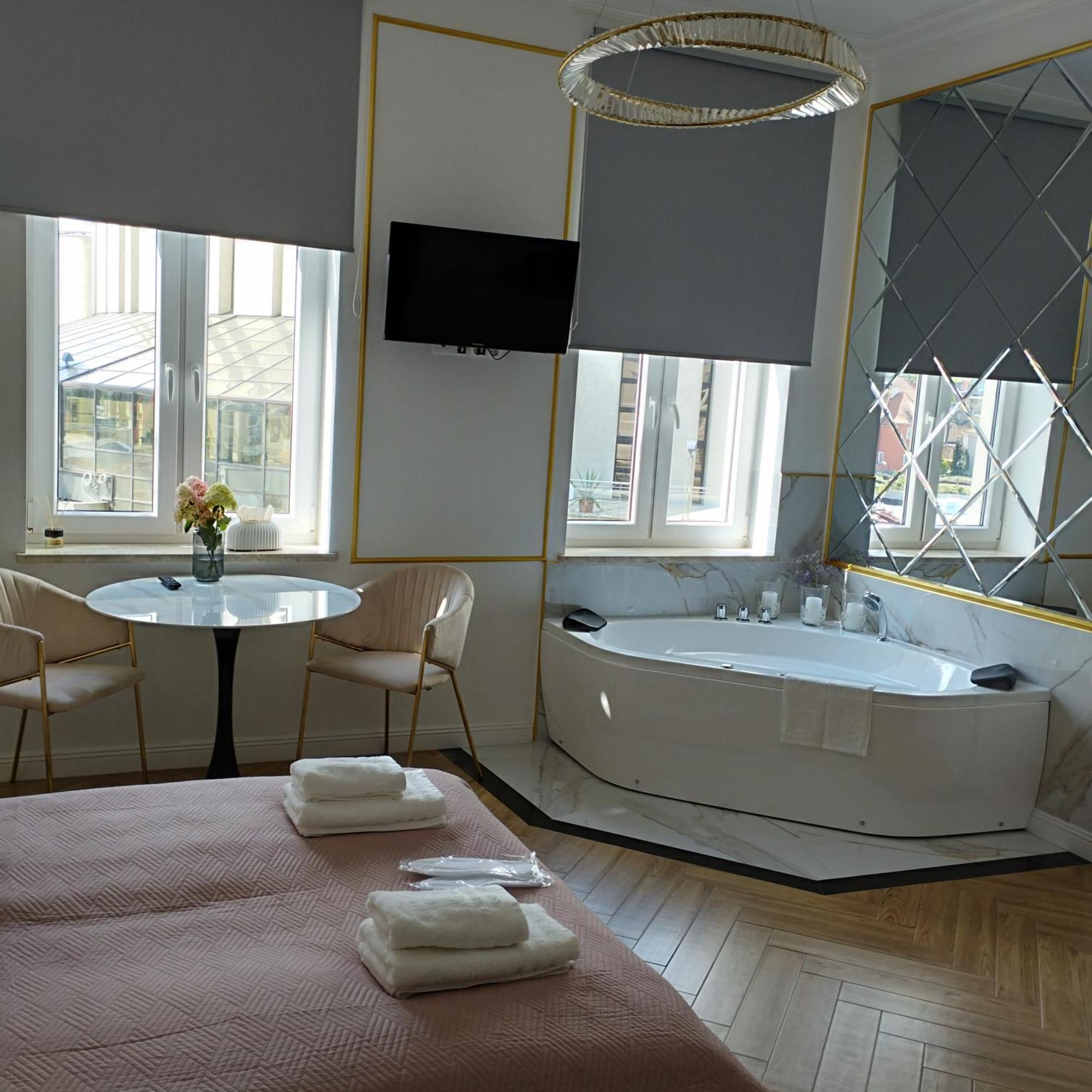 Z Jacuzzi Nova Apartment *